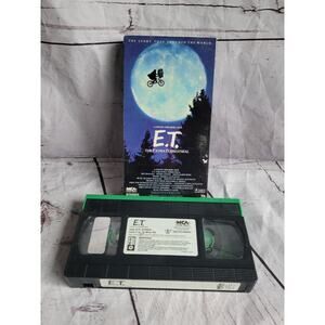 E.T. The Extra-Terrestrial VHS Tape 1988 Classic Sci Fi Family Movie Green Spool